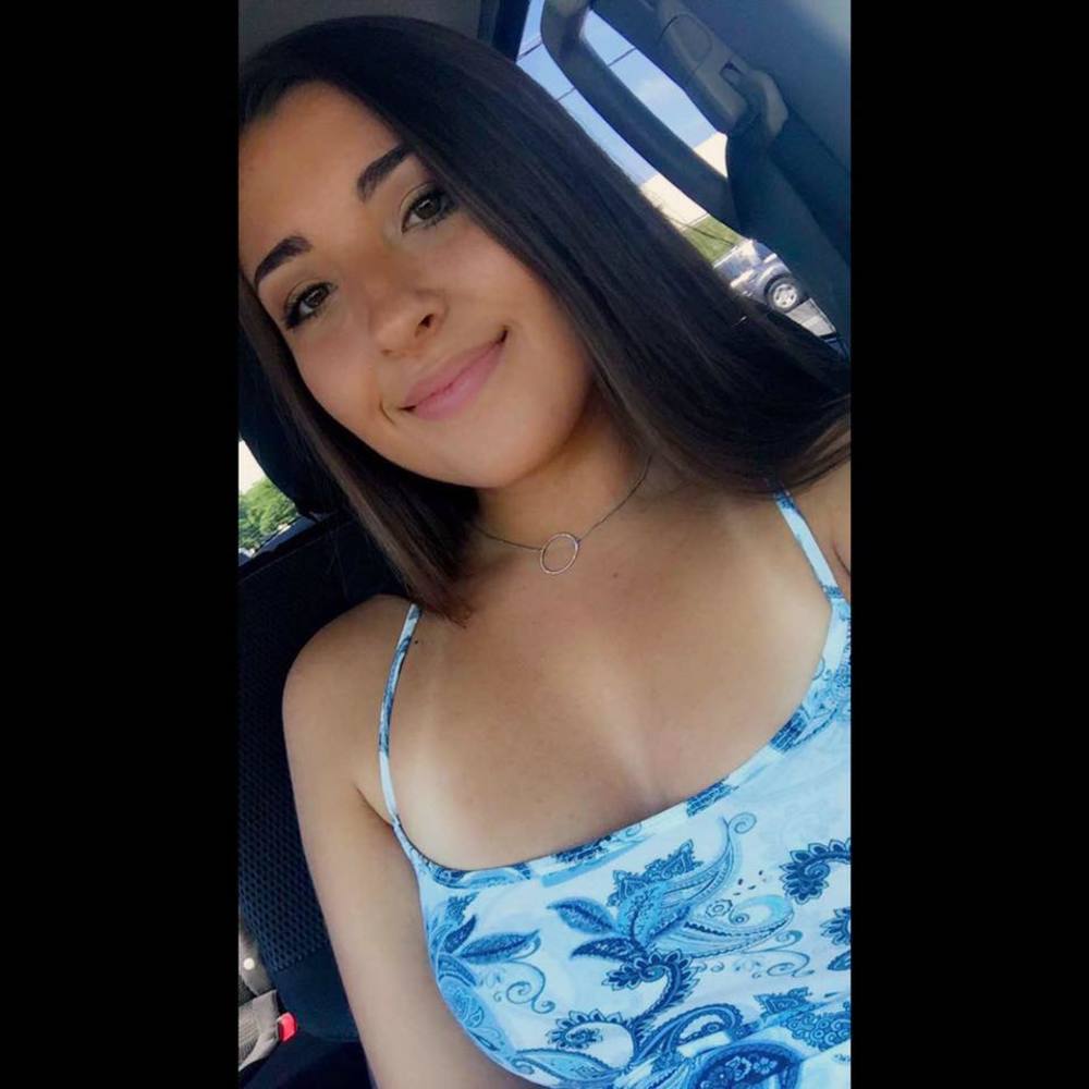 Meet your Posher, Rebecca